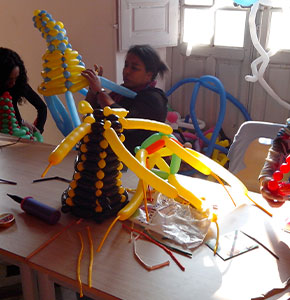 atelier participatif sculpture ballons